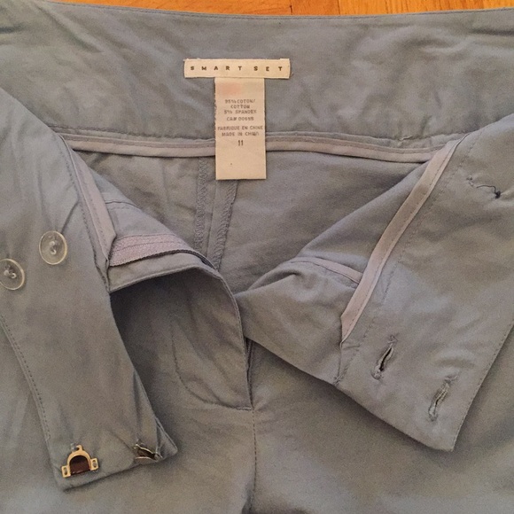 Smart Set summer lightweight capris - Picture 2 of 2